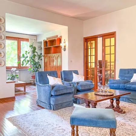 Paola Country house